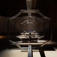 Andrej Škufca, Katrin Euller & Miriam Stoney: Vsiljivci, nepovabljeni v kaos