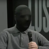 Naslovna podoba: Cem A, The Art and Exhibition Hall of the Federal Republic of Germany and Academy of Arts, Berlin, 2022.